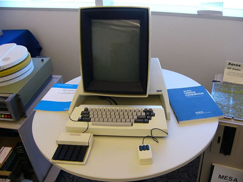 El Xerox Alto, probablemente, fue el primer ordenador en incluir el doble clic